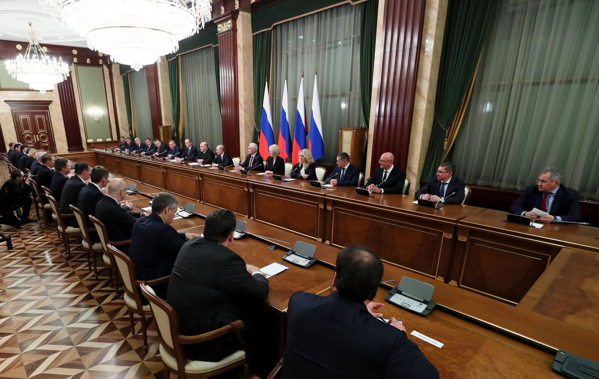 Президент РФ В. Путин провел встречу с новым правительством РФ - ПРАЙМ, 1920, 07.12.2020