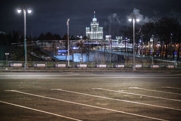 Москва во время режима самоизоляции жителей Москва во время режима самоизоляции жителей