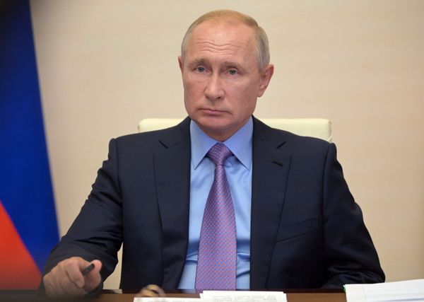 Президент РФ В. Путин провел совещание по федеральному бюджету на 2021 год и на плановый период 2022 и 2023 годов