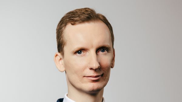 Михаил Васильев