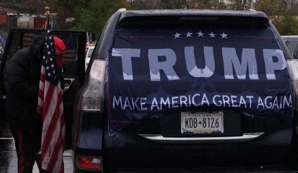 Автопробег сторонников Трампа в Нью-Йорке Автопробег сторонников Трампа в Нью-Йорке