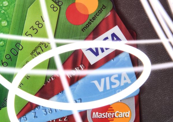 Банковские карты международных платежных систем VISA и MasterCard