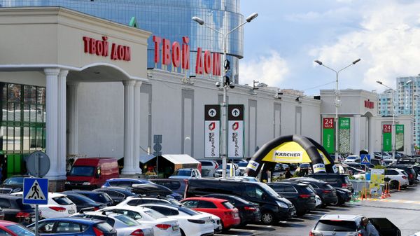 Парковка автомобилей