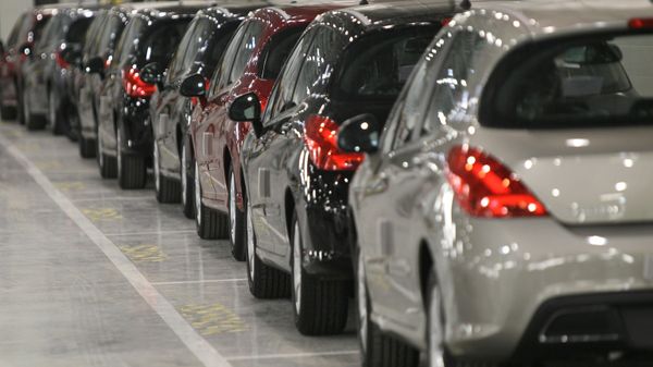 На заводе PSA Peugeot Citroen и Mitsubishi Motors в Калужской области