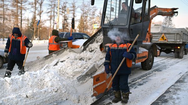 Последствия метели в Омске
