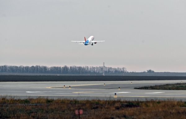 Самолет