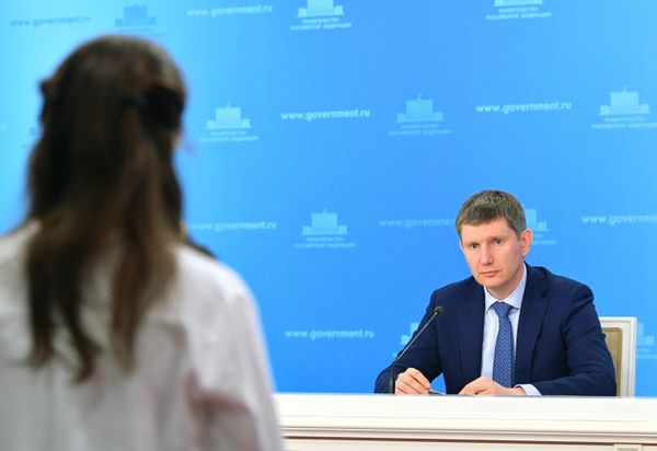 Брифинг министра экономического развития РФ М. Решетникова