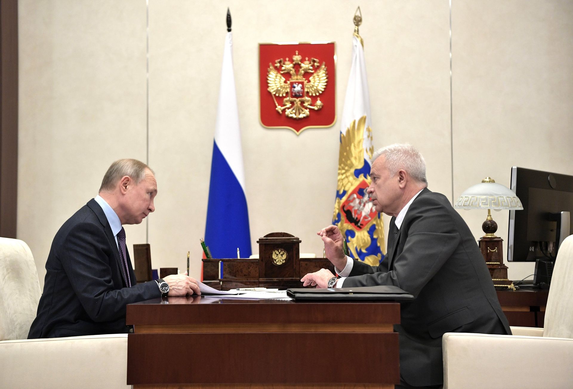 Президент РФ В. Путин встретился с главой ПАО Лукойл В. Алекперовым - ПРАЙМ, 1920, 09.04.2021