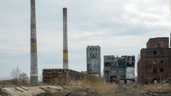 Руины завода