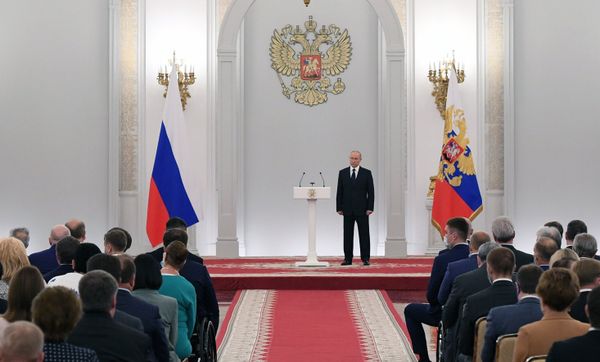 Президент РФ В. Путин провел встречу с депутатами Государственной Думы РФ седьмого созыва