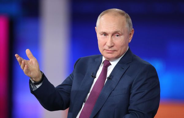 Прямая линия с президентом РФ Владимиром Путиным