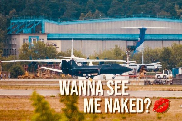 Ростех опубликовал фото новейшего военного самолета для МАКС-2021