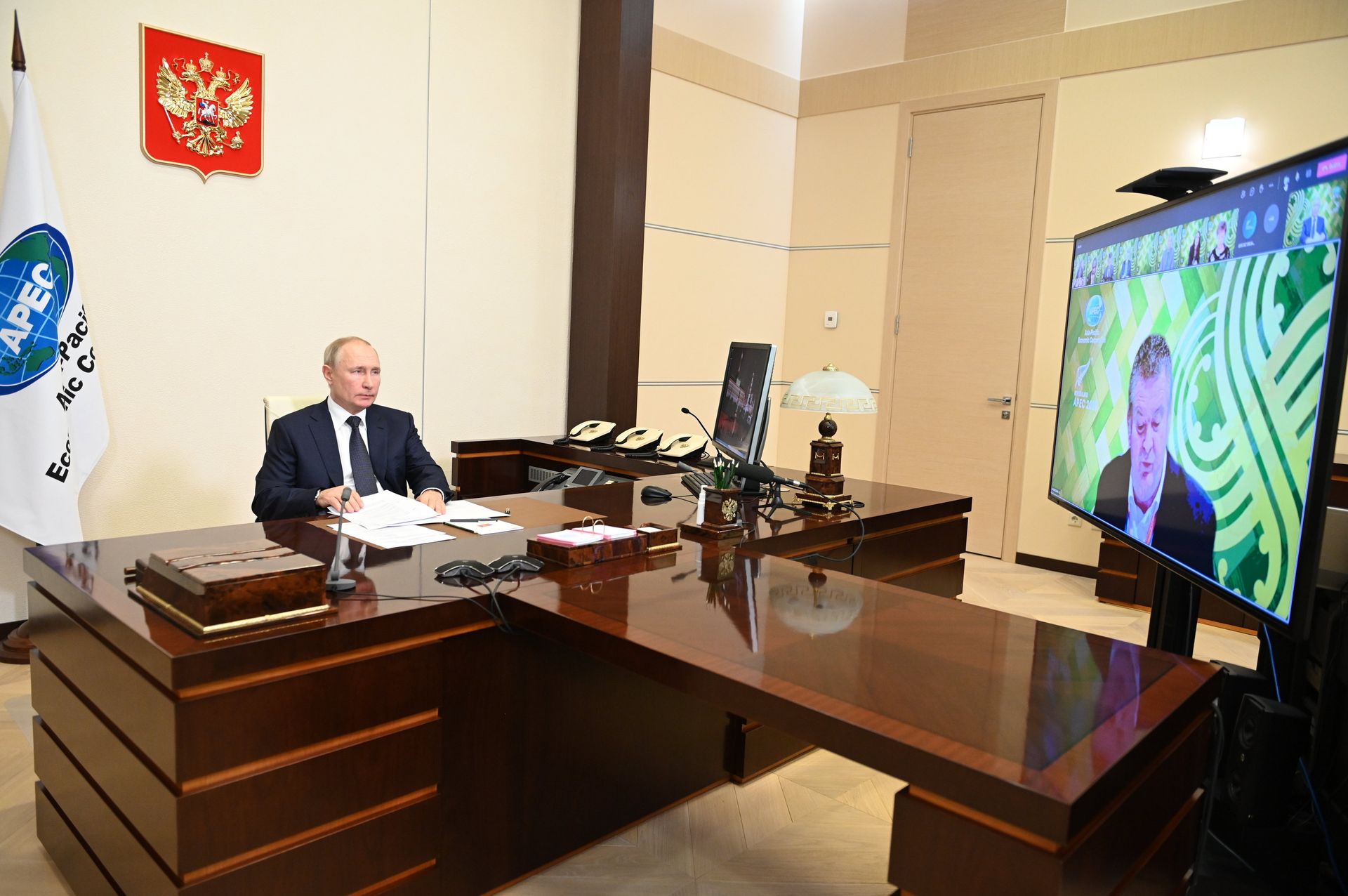  Президент РФ В. Путин принял участие в неформальной встрече форума АТЭС - ПРАЙМ, 1920, 12.11.2021
