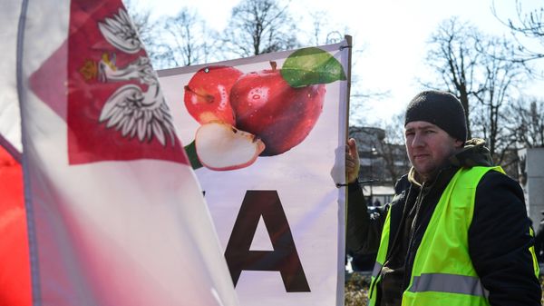 Акция протеста фермеров в Варшаве
