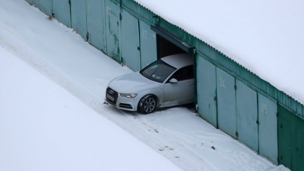 Гаражи