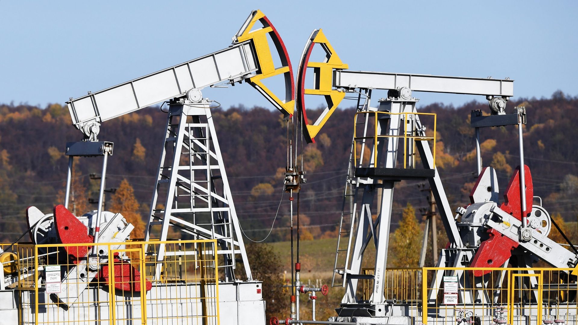 Добыча нефти. - ПРАЙМ, 1920, 19.01.2022