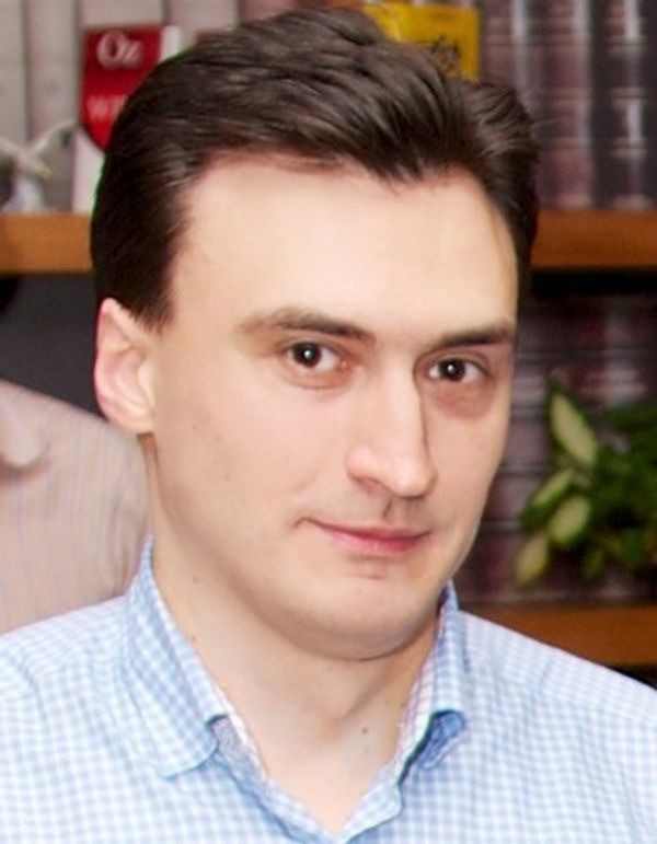 Олег Кривошапов