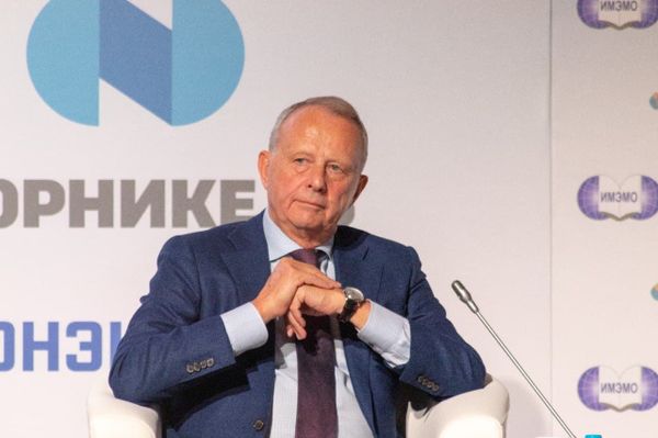 Академик Александр Дынкин