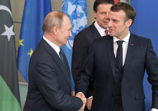 Поездка президента РФ В. Путина в Берлин для участия в Международной конференции по Ливии