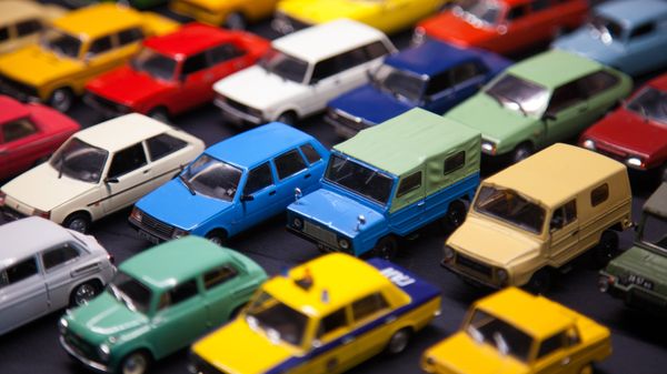 Коллекция миниатюр советских автомобилей В. Игнатюгина