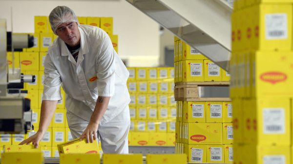 Работа завода Nestle