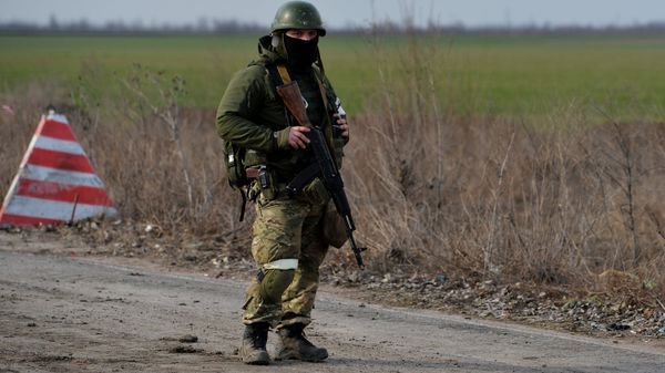Военнослужащий Народной милиции ДНР