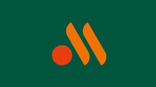 Логотип нового McDonald's в России