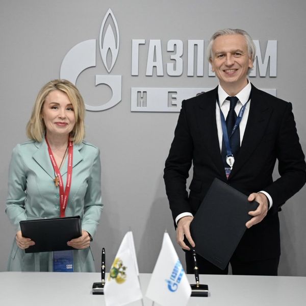 Представители «Газпром нефти» и Росприроднадзора