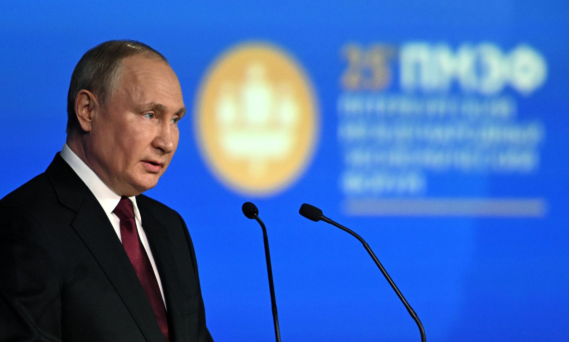 Президент РФ В. Путин принял участие в работе ПМЭФ-2022 - ПРАЙМ, 1920, 17.06.2022