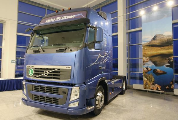 Открытие завода Volvo Group в Калуге