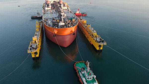 Танкер для перевозки нефти класса Афрамакс