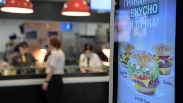 Старт работы кофеен во Вкусно – и точка