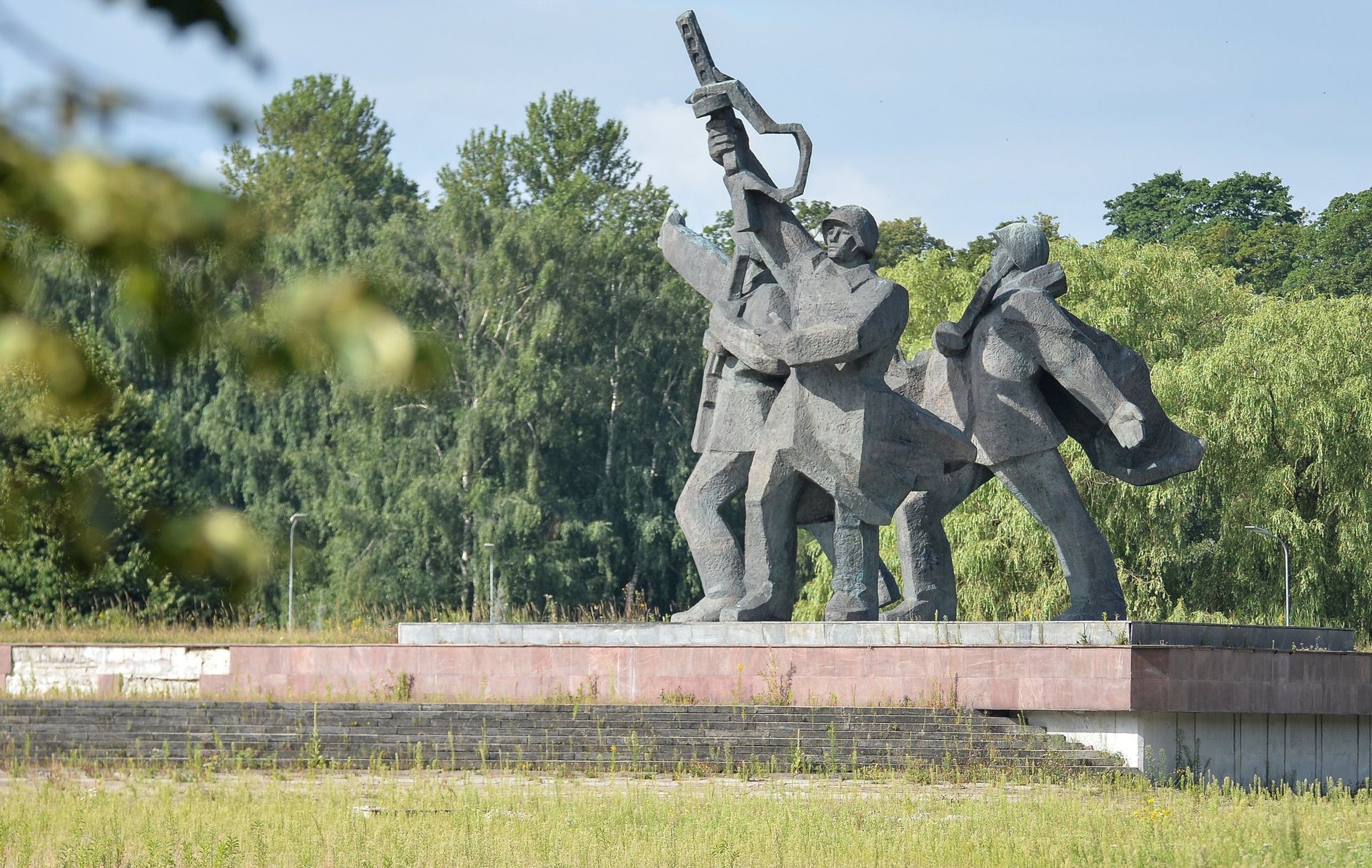Памятник воинам Советской Армии - освободителям Советской Латвии и Риги - ПРАЙМ, 1920, 23.08.2022