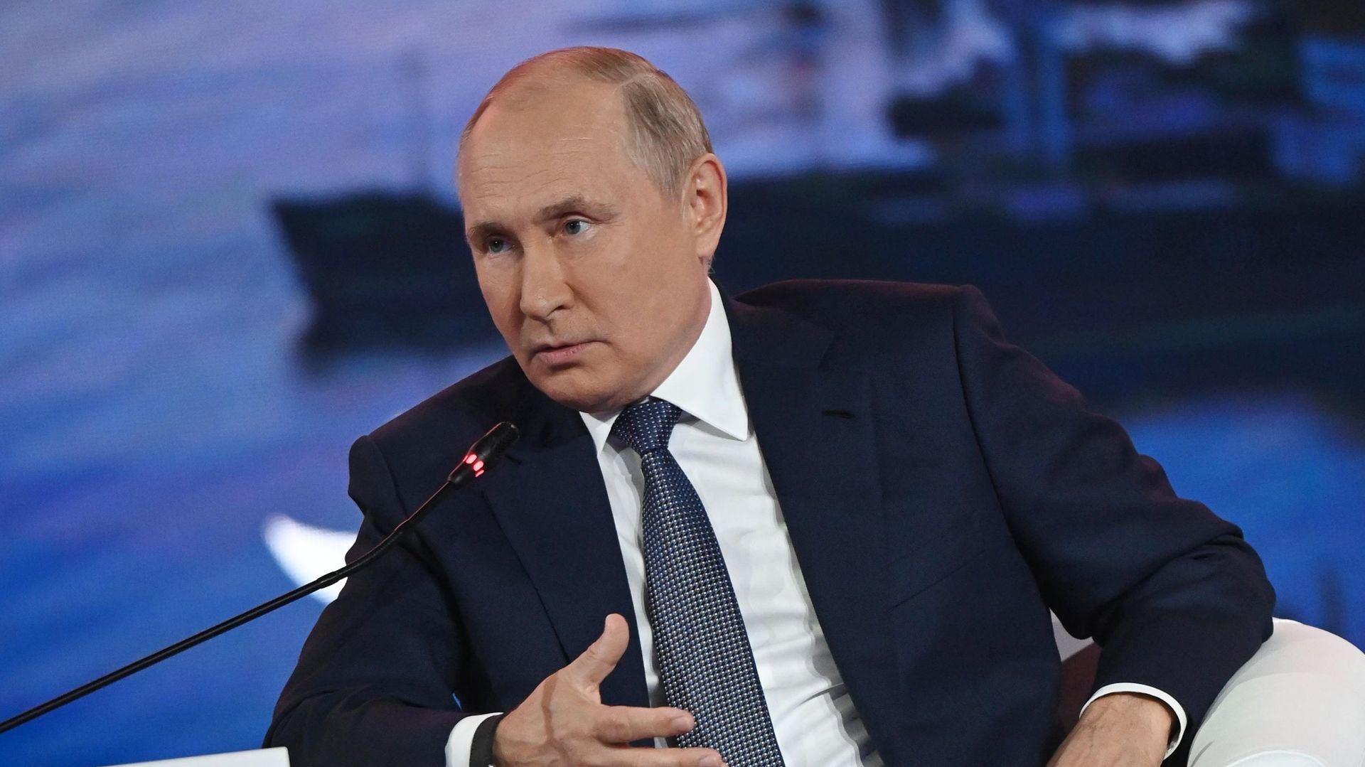 Президент РФ В. Путин принял участие в работе Восточного экономического форума Президент РФ В. Путин принял участие в работе Восточного экономического форума - ПРАЙМ, 1920, 07.09.2022