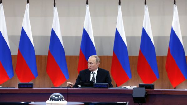 Рабочая поездка президента РФ В. Путина в Дальневосточный федеральный округ 