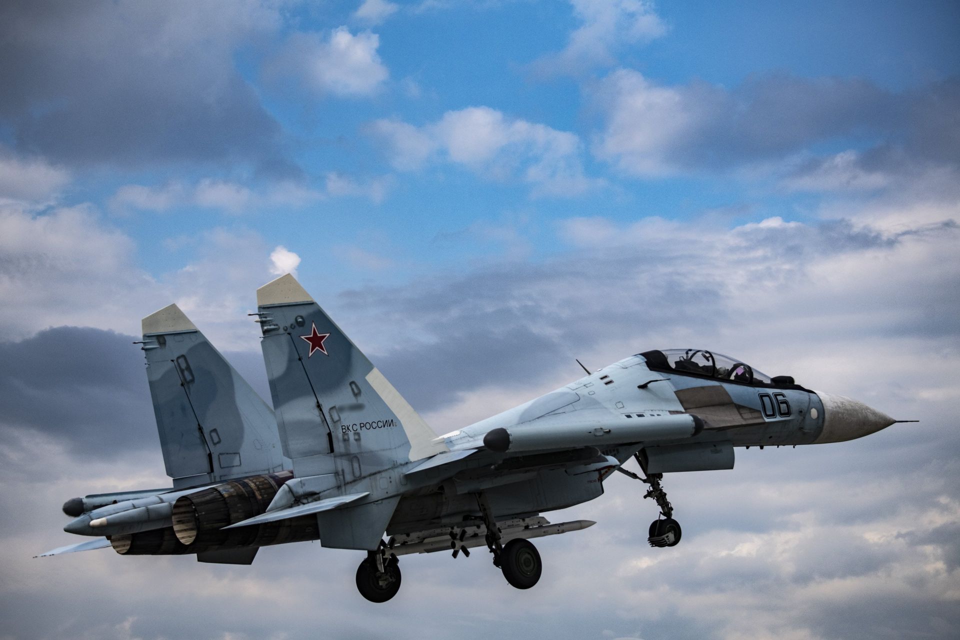 Многоцелевой истребитель Су-30СМ ВКС России - ПРАЙМ, 1920, 24.10.2022