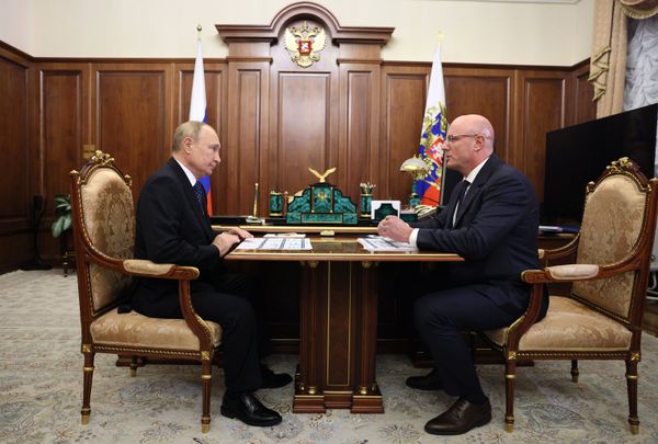 Президент РФ В. Путин встретился с вице-премьером РФ Д. Чернышенко