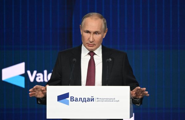 Президент РФ В. Путин принял участие в заседании Международного дискуссионного клуба Валдай