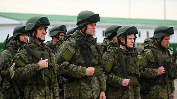 Военнослужащие ВС РФ Военнослужащие ВС РФ