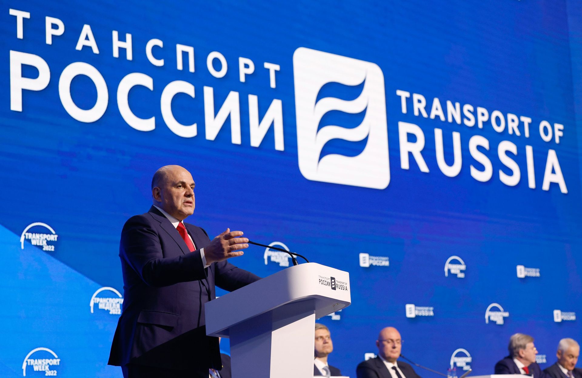 Премьер-министр РФ М. Мишустин посетил XVI Международный форум и выставку Транспорт России - ПРАЙМ, 1920, 17.11.2022