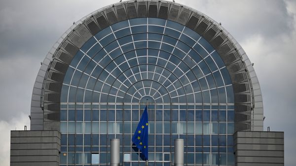Штаб-квартира Европарламента в Брюсселе Штаб-квартира Европарламента в Брюсселе