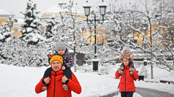 Снег в Москве
