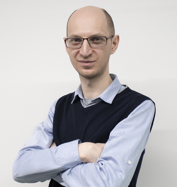 Валерий Емельянов