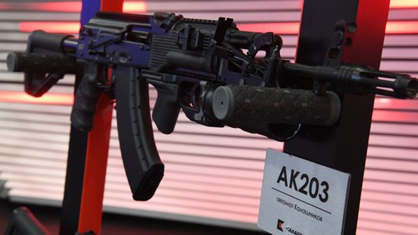 Автомат АК-203 Автомат АК-203