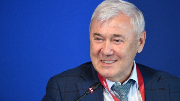 Анатолий Аксаков