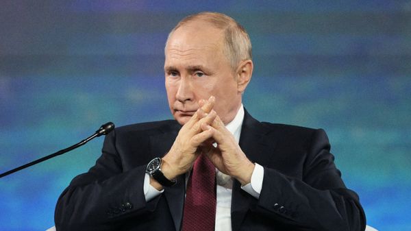 ПМЭФ-2023. Президент РФ В. Путин на пленарном заседании