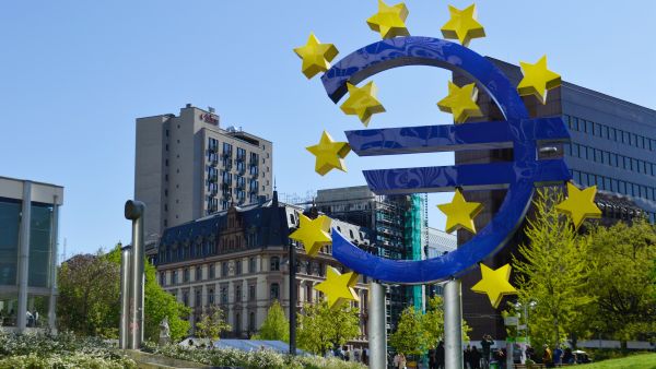 Лого Европейского Центрального Банка, Франкфурт, Германия