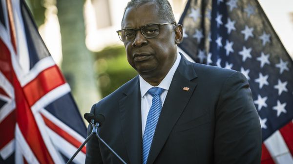 Министр обороны США Ллойд Остин Министр обороны США Ллойд Остин