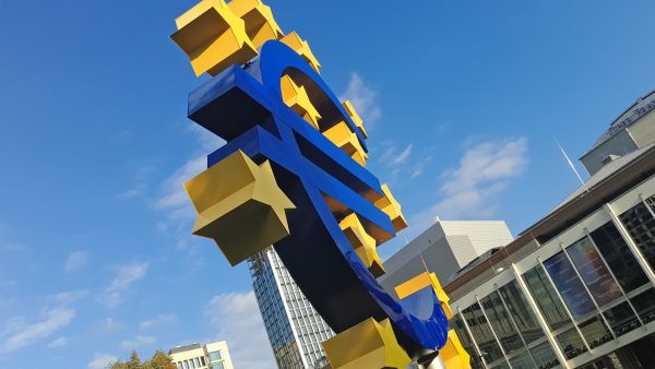 Лого Европейского Центрального Банка, Франкфурт, Германия