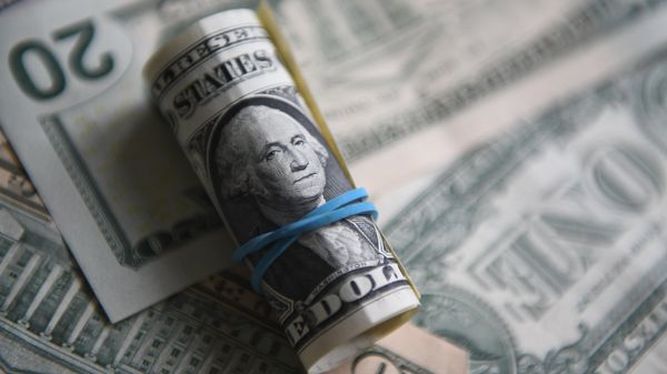 Доллары США